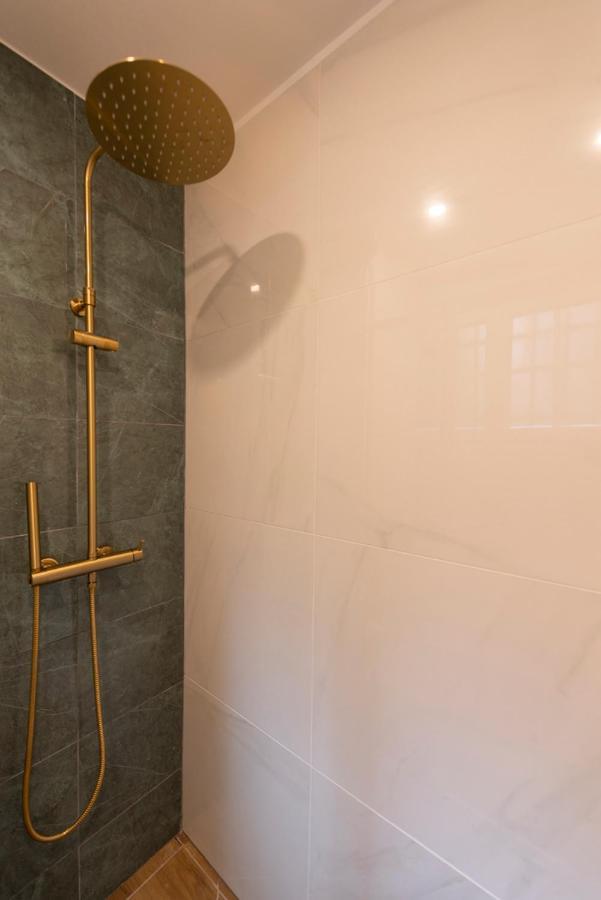 Au Pied De La Tour Apartment Paris Exterior photo
