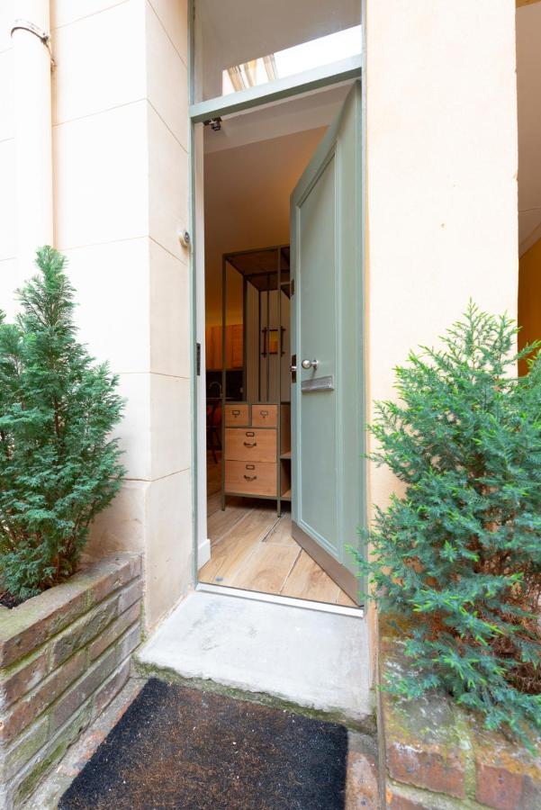 Au Pied De La Tour Apartment Paris Exterior photo